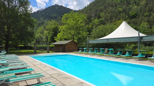 Double Room with Mountain View