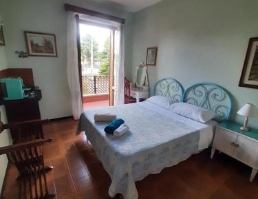 Large Double Room