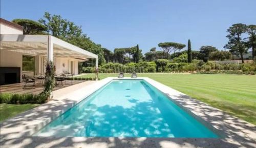 Deluxe Villa