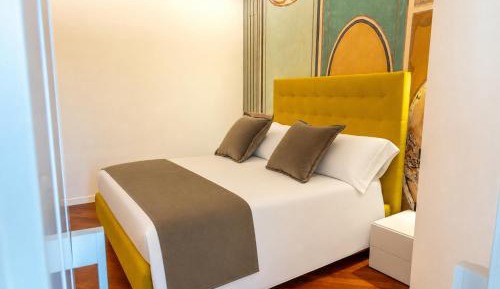 Junior Suite with Garden View