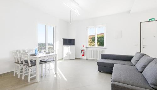 Two-Bedroom Deluxe Apartment