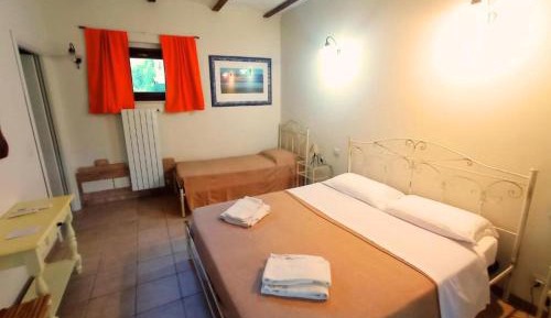 Comfort Triple Room