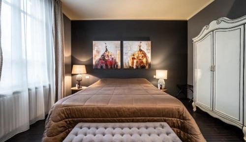 Standard King Room
