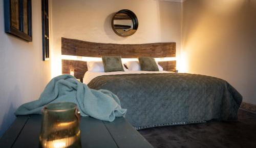 Superior One-Bedroom Apartment