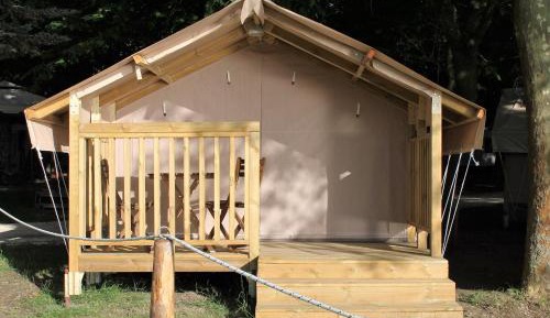 Mini Lodge with Shared Bathroom