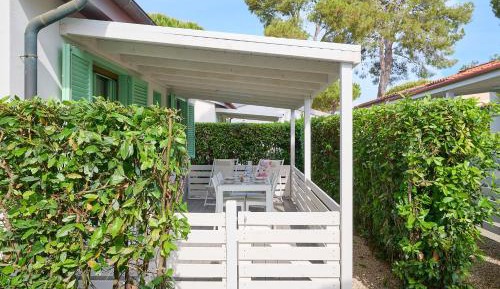 One-Bedroom Bungalow