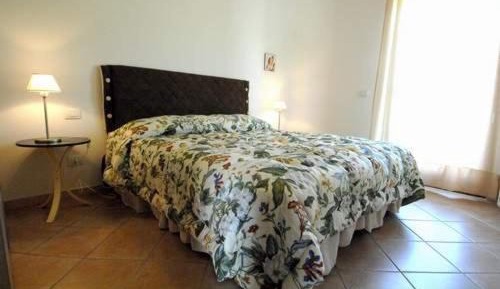 Two-Bedroom Apartment (6 Adults)