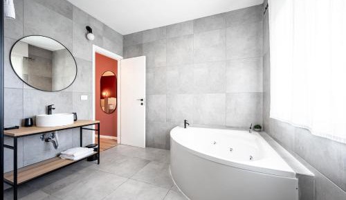 Double Room with Spa Bath