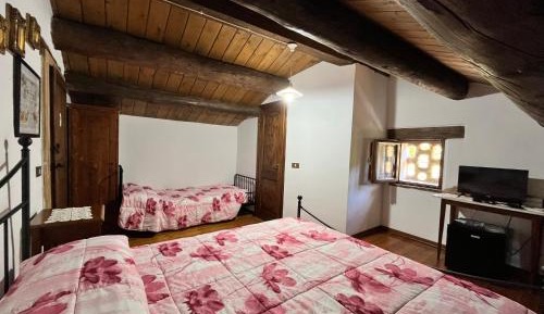 Triple Room with Private Bathroom