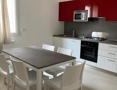 Three-Bedroom Deluxe Apartment