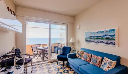 Two-Bedroom Apartment with Balcony and Sea View