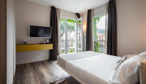 Suite with Balcony