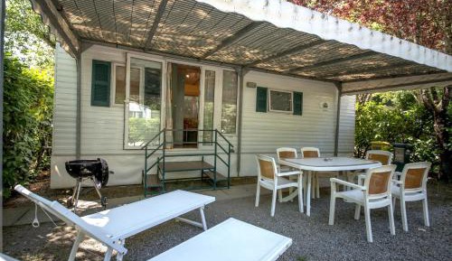 Mobile Home (4 Adults)