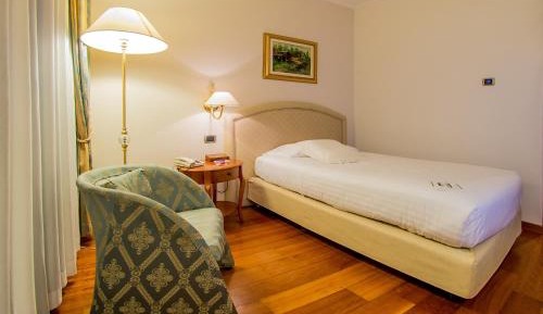 Economy Single Room