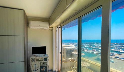 One-Bedroom Apartment with Sea View and Terrace