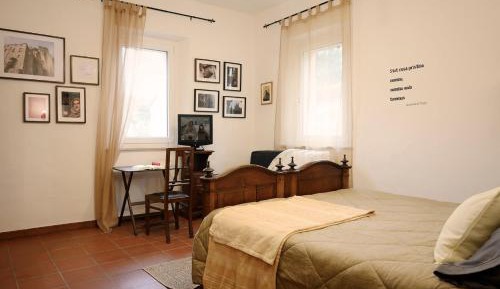 Deluxe Double Room with Extra Bed