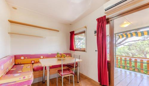 One-Bedroom Bungalow