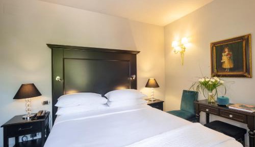 Classic Double Room