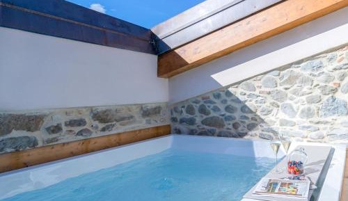 Suite with Spa Bath