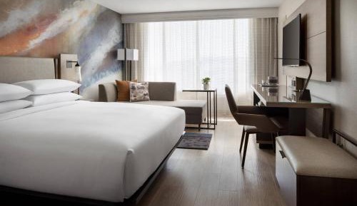 Guest Room, 1 King