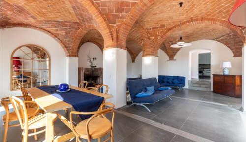 Six-Bedroom Holiday Home