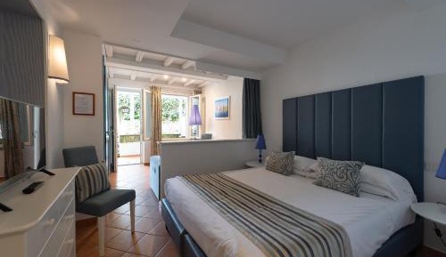 Basic Triple Room