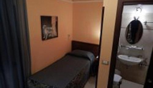 Classic Single Room with Shower