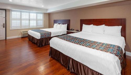 King Room with Two King Beds - Non-Smoking