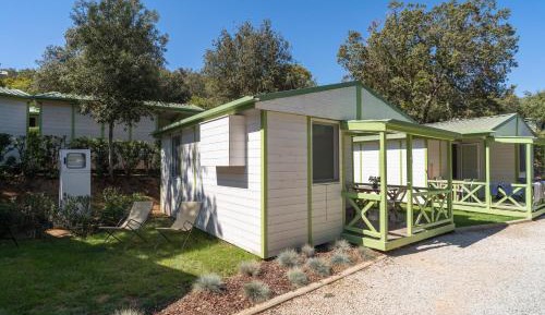 Cottage Deluxe