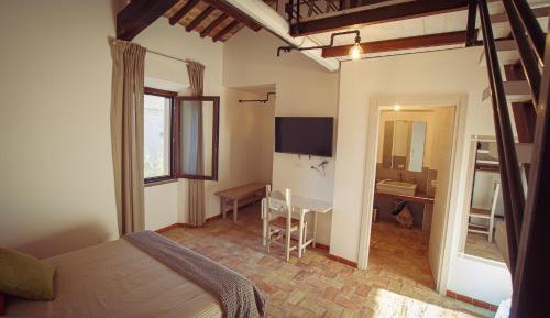 Triple Room with Private Bathroom