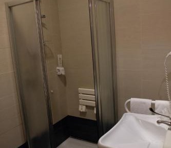 Economy Twin Room