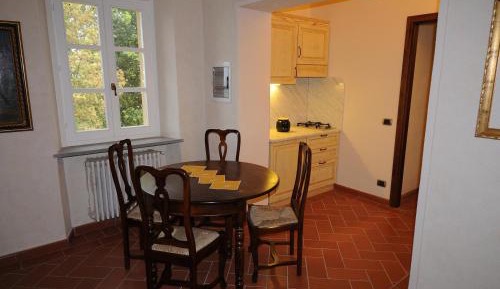 Superior One-Bedroom Apartment