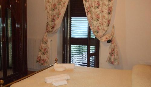 Three-Bedroom Apartment (8 Adults)