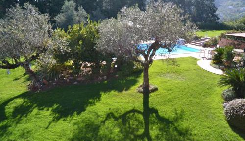 Deluxe Double Room with Balcony and Sea View