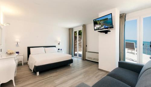 Suite with Balcony