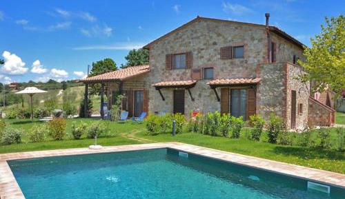 Four-Bedroom Villa (10 Adults)