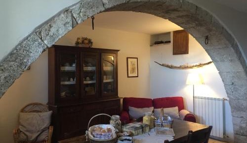 Three-Bedroom Apartment - Split Level