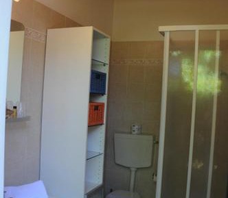 Mobile Home with Private External Bathroom