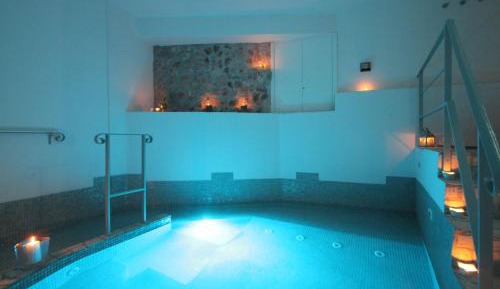 Two-Bedroom Apartment with Spa Access