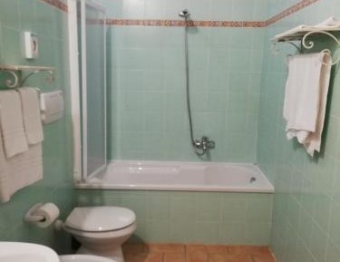 One-Bedroom Apartment (3 Adults)