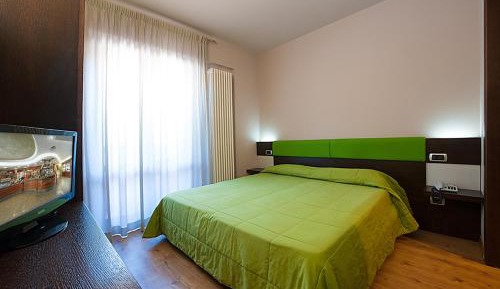 King Room with Mountain View