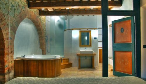 King Suite with Spa Bath