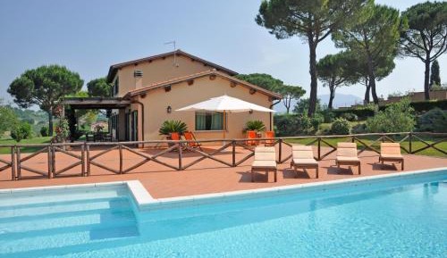 Deluxe Villa