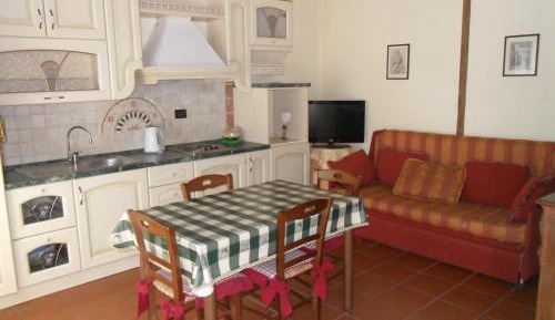 Apartment with Balcony - Annex