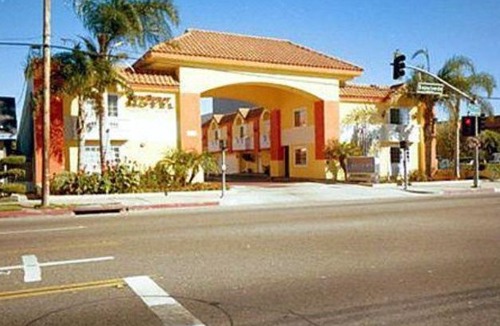 Clarkdale Hotel | Sunburst Spa & Suites Motel