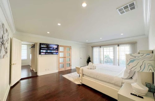 Clarkdale House | Paradise near Encino Lake -EN-CUL
