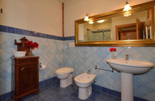 Casole d'Elsa Villa | Villa Paradiso 12 - Six Bedroom Villa, Sleeps 12