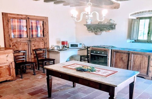 San Brizio Villa | Exc beautiful villa, pool + grounds - pool house - sleeps 12 guests