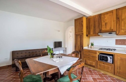 Montescudaio Other | Agriturismo Sant' Elmira: Goditi la Vasca Idromassaggio Esterna
