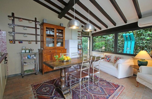 Ortonovo House | Stunning villa for 4 people with hot tub, A/C, sauna, WIFI, TV, terrace, panoramic view and par...